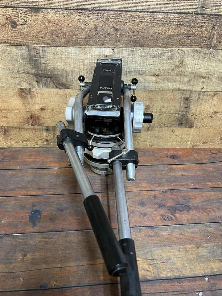 Vinten Modelo T2 L.F. Cabezal de Cámara, Calidad Profesional Hecho en Inglaterra Foto 4 de 4