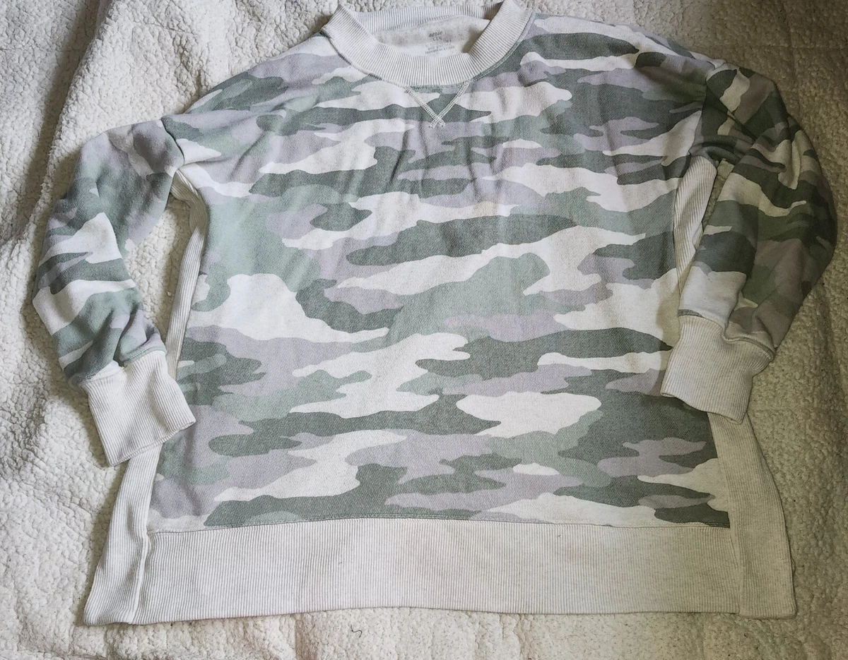 Aerie clearance camo sweatshirt