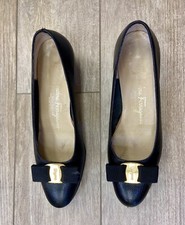 Salvatore Ferragamo Black Embossed Low Pump Heel Size 8.5 Vintage Designer AS IS