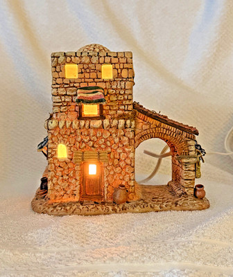 Department 56 Little Town of Bethlehem Gatekeeper's Dwelling Light's Up Box NICE
