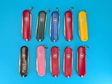 Lot of 10 Victorinox Classic Swiss Army Knife Multi Tools!