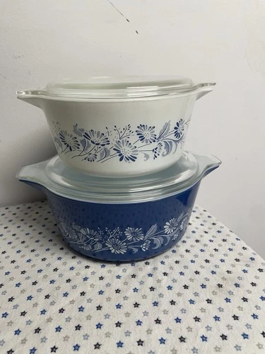 Vintage Pyrex Colonial Mist Blue & White Casserole Set – 474 and 475  With Lids