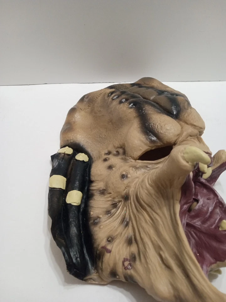 The Predator Movie Teen/Adult Latex Face Mask Cosplay Costume 2018 Fox Film Bent - Image 2 of 4