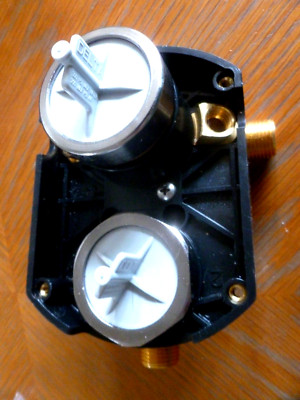Delta R22000-WS Rough In Faucet MultiChoice Universal Valve Integrated ...