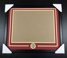 Kansas City Chiefs Medallion Frame Kit 16x20 Photo Double Mat Horizontal