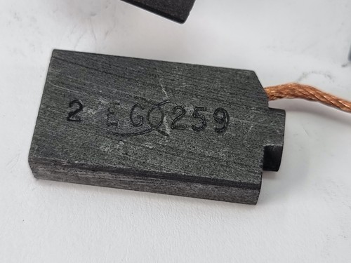 Restposten x 16 EG 259 Kohlebürste Motorbürste 2 Stück NEU alter Lagerbestand 15,82 mm x 6,15 mm - Bild 6 von 14