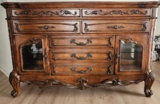 AICO by Michael Amini Tresor sideboard