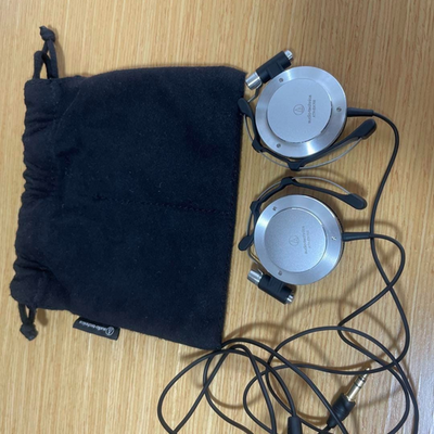 イヤホン Audio Technica ATH-EM700 SV Audio-Technica ATH-EM700 SV In-Ear Clip-On Headphones Silver Ver