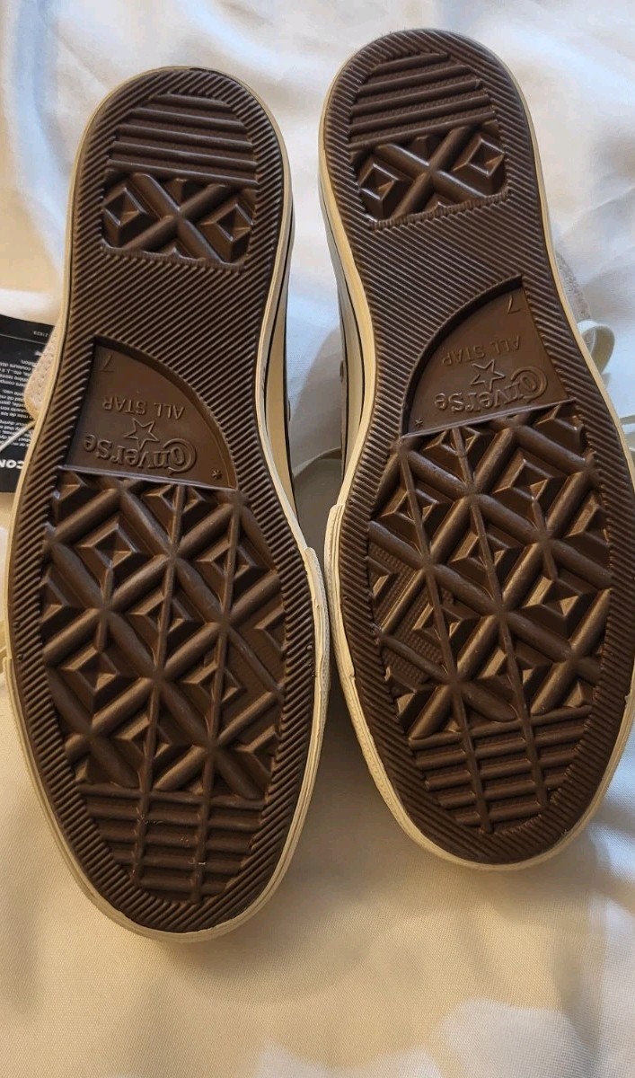 Converse Chuck Taylor All Star Womens  Beige Platform Suede Sneakers NEW Size 9 thumbnail 7