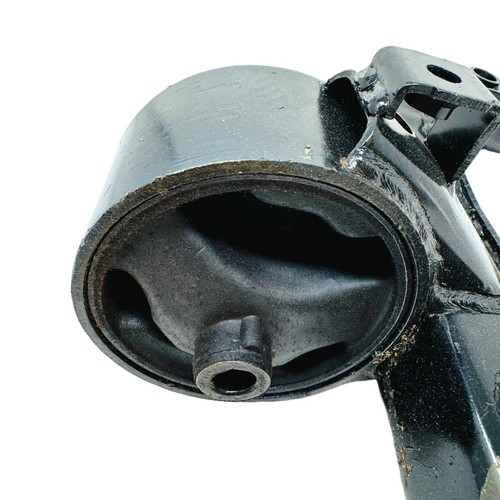 DEA Products A6658 Front Left Engine Mount - Picture 8 of 9