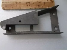 Vintage Craftmaster Tool (Cleveland, 23, Ohio) Sliding Workbench 2-Piece Vice 