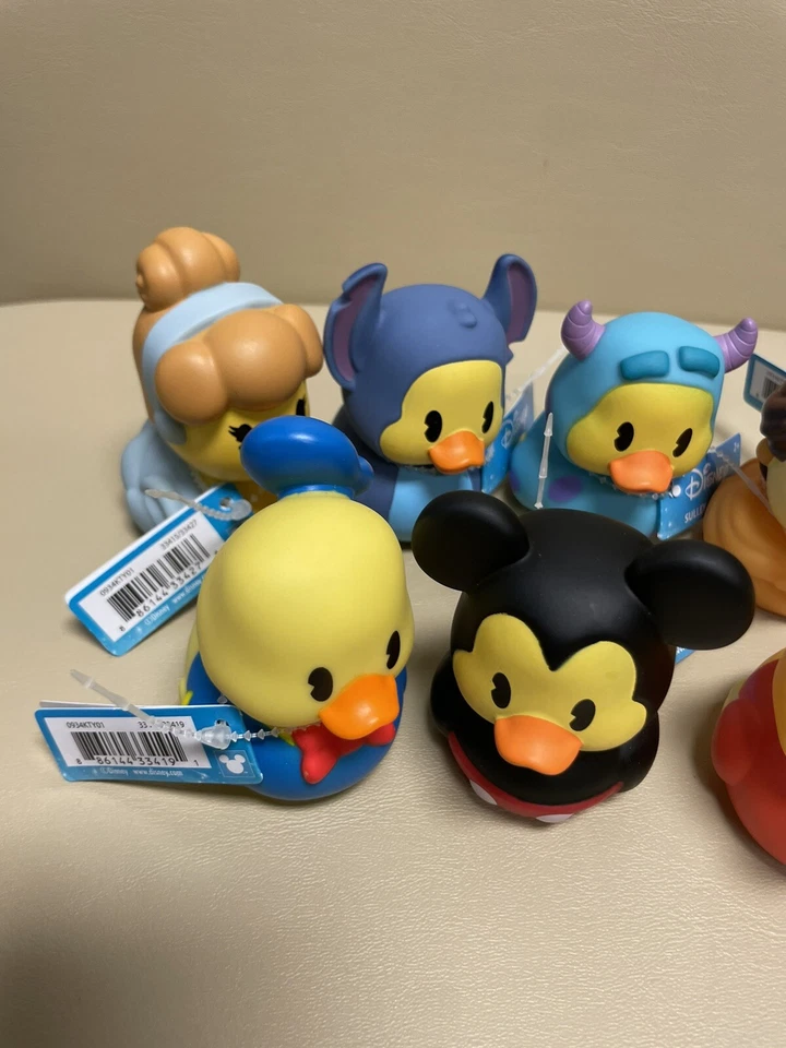 Juego de siete (7) patos de goma Disney nuevos con etiquetas patos Jeep coleccionables Foto 3 de 4