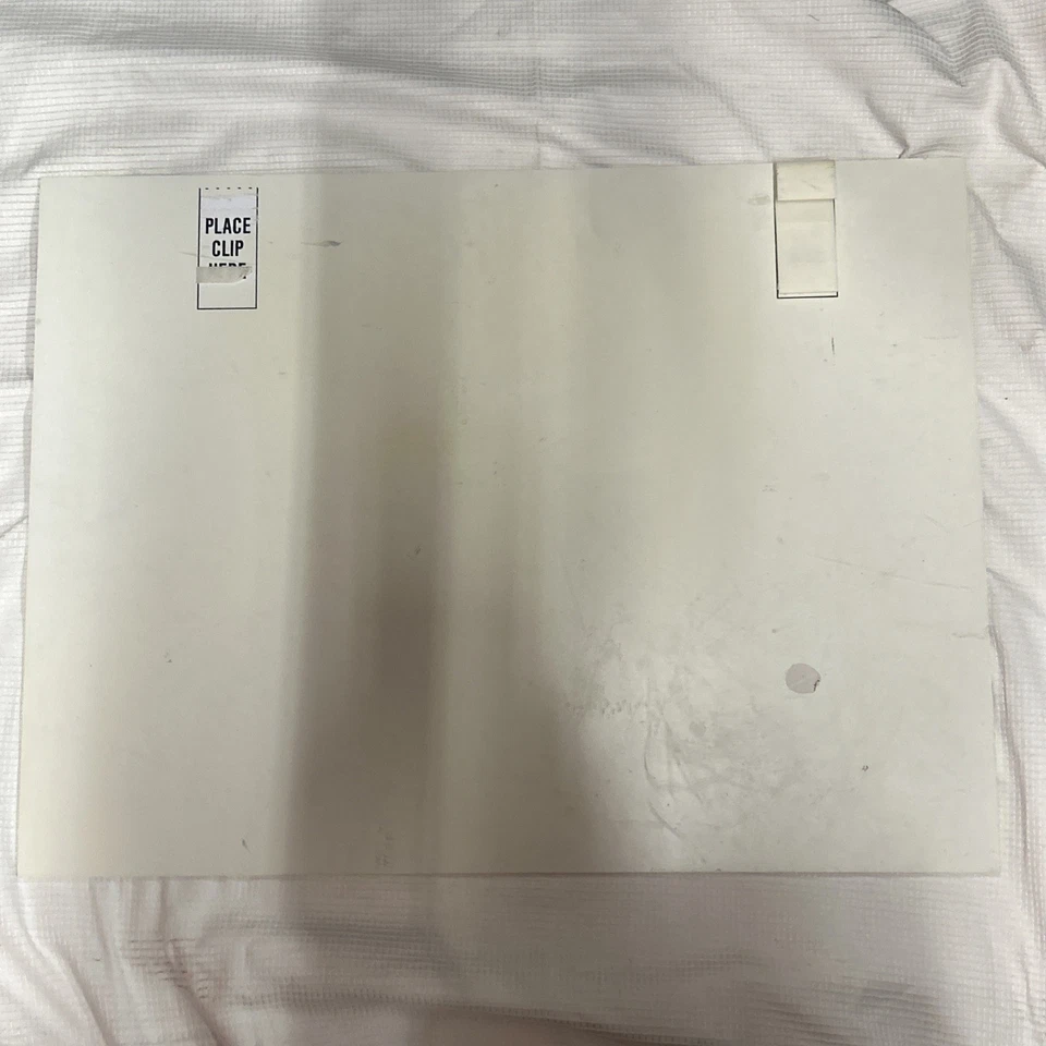 Raro letrero de exhibición vintage de Walt Disney al por menor Mickey & Co. Mickey Mouse 29x21 Foto 2 de 4