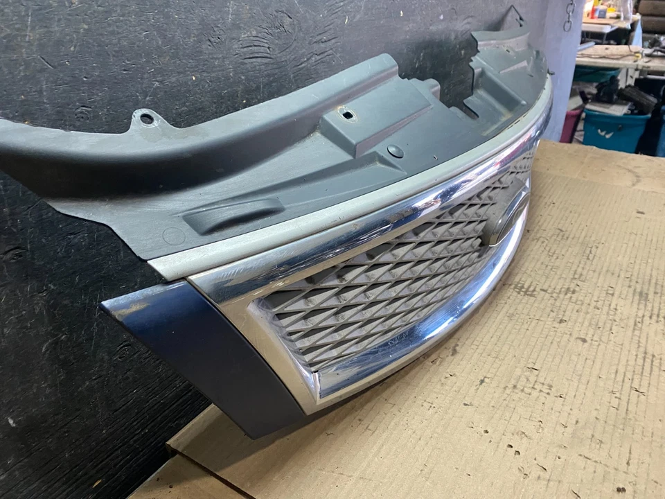 Ford Five Hundred 2005 2006 2007 parrilla superior delantera logotipo emblema v2481 DG Foto 3 de 4