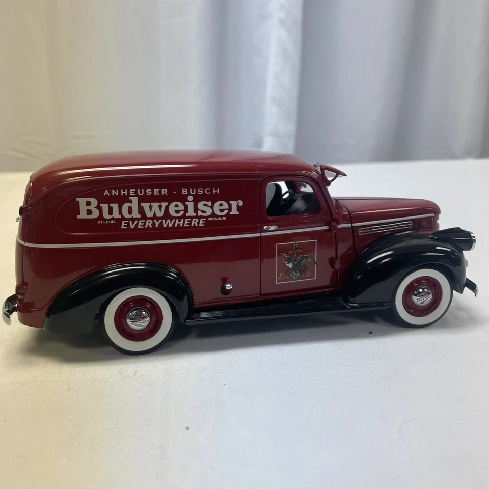 VTG 1998 DANBURY MINT 1941 Budweiser Delivery Truck 1:24 Damaged See Photos - Image 3 of 4