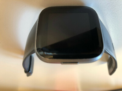 Fitbit Versa 2 schwarz mit original Zubehör