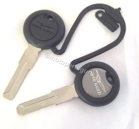 GU05735530 OEM Blank Key With Transponder Chip Moto Guzzi Sport