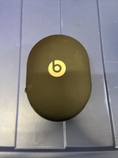 Black Hard Case Carrying Bag For BEATS STUDIO 3 Headphones with Hook. Case Only.