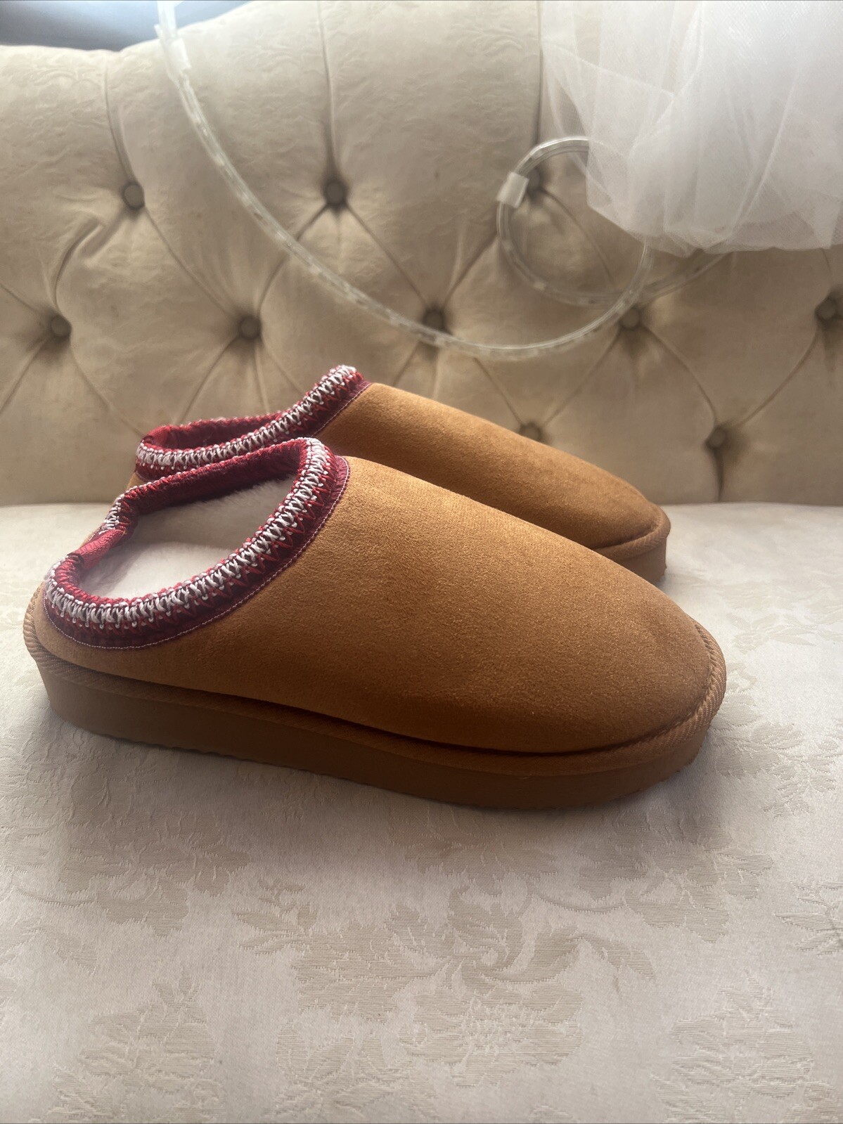 SAOLA Pantofole da donna 36 taglia 6 in pile marrone slip on scarpe da casa suola rigida NUOVE