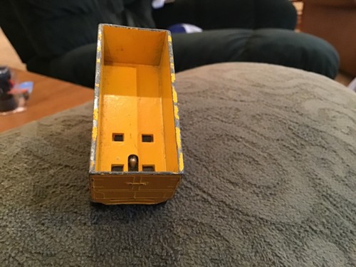 Preowned Vintage Matchbox Lesney Superfast 47-A DAF Dump Container Tipper Truck - Picture 4 of 7