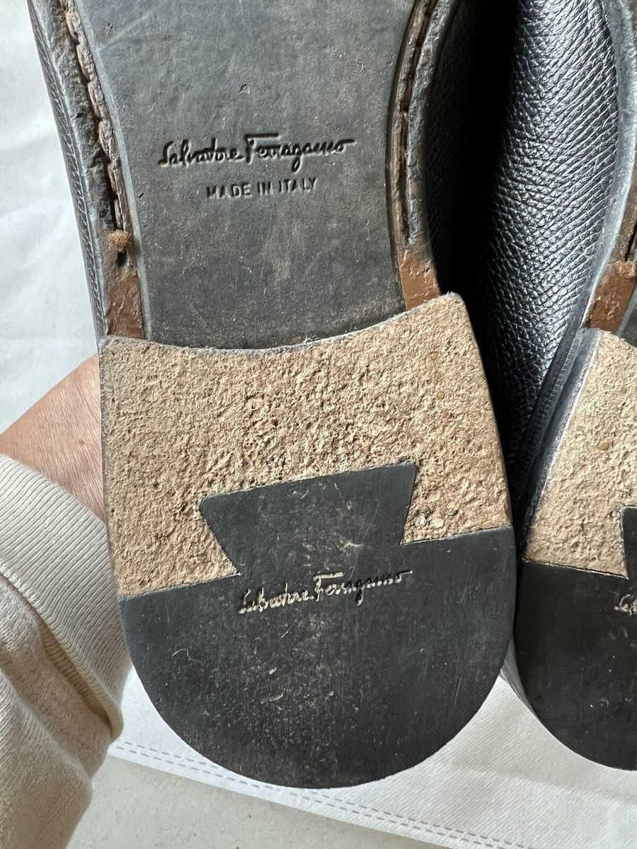 Salvatore Ferragamo Classic Gancini Loafers Shoes 6.5 wide Salvatore Ferragamo Classic Gancini Loafers Shoes 6.5 wide