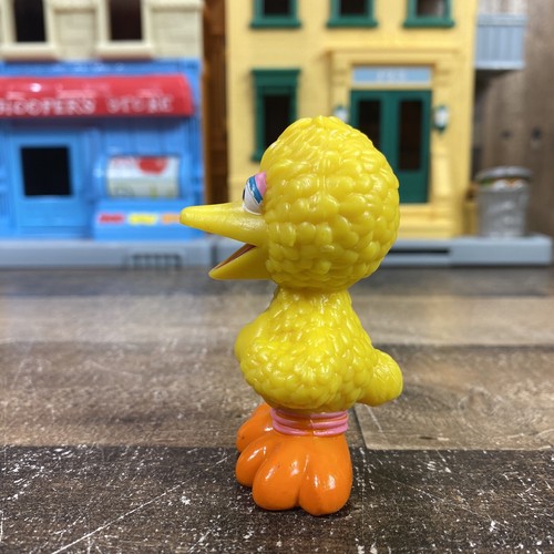 Big Bird Sesame Street Figurine 2010 Mattel C-082B From Mr Hooper's Store 3” - Picture 4 of 9