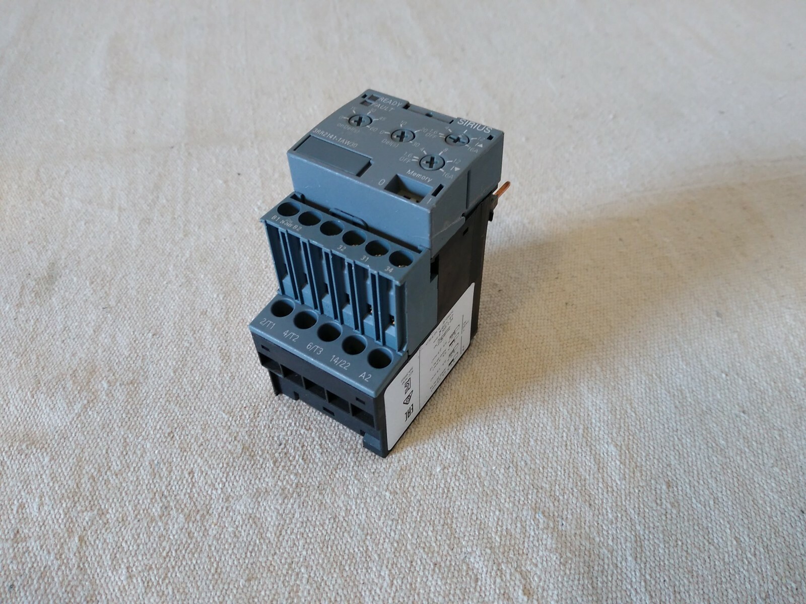 Siemens Sirius Monitoring Relay 3RR2141-1AW30 3RR21411AW30