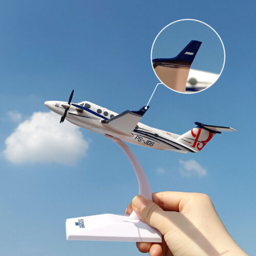 1:95 Scale King Air 350i Bussiness Jet Painted Aircraft Model Model Pendant NEW - Afbeelding 1 van 7