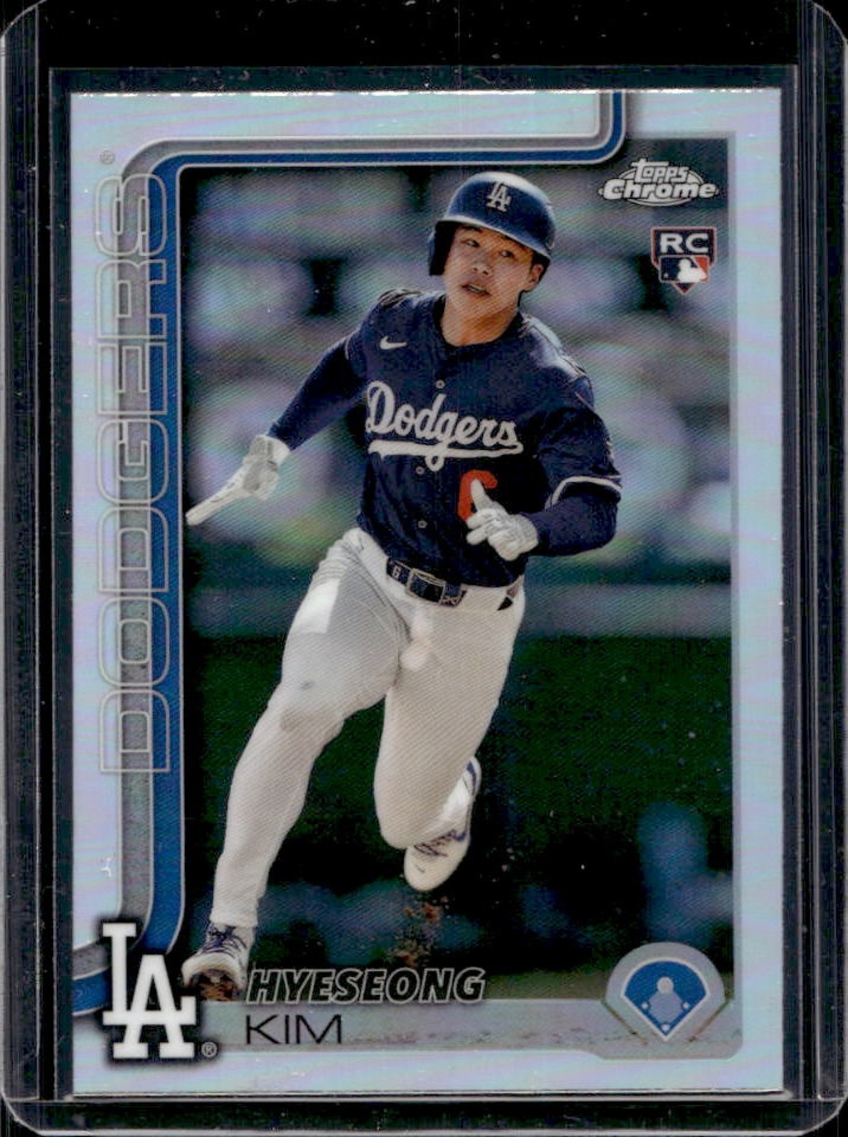 2025 Topps Chrome Hyeseong Kim RC Refractor Rookie #152 Dodgers