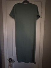 SHEIN T Shirt Dress Midi Green Form Fitting Side Slit Short Sleeve L 8/10 US