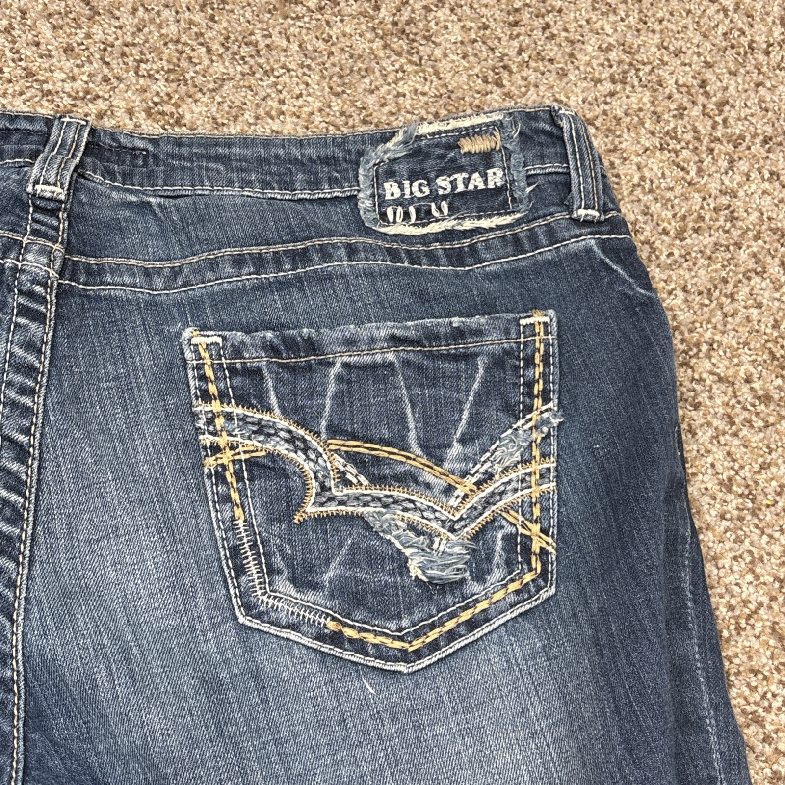 Big Star Maddie Skinny Mid Rise Fit jeans size 36L Fits 37 X 32.5 - View 17