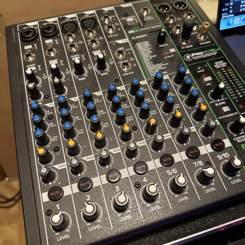 Mezclador de efectos profesionales de 10 canales Mackie ProFX10v3 con USB ProFX10 v3 Foto 2 de 4