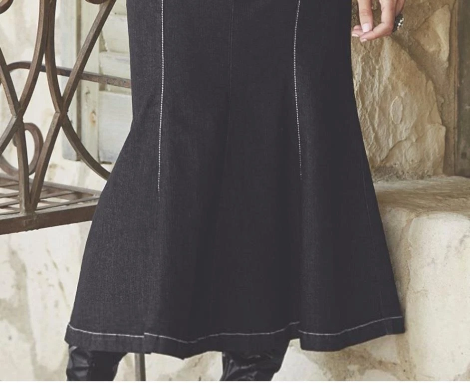 Women's Business meeting Work Black Rhinestone Denim Jeans Skirt Suit size 8/M/S - Image 4 of 4