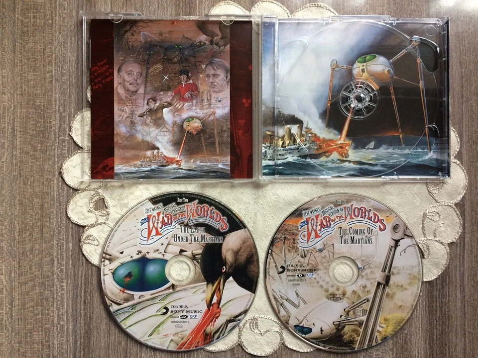 JEFF WAYNE'S 'The War of The World's' With Picture Story Booklet & 2 CD'S 2009 Foto 3 de 4