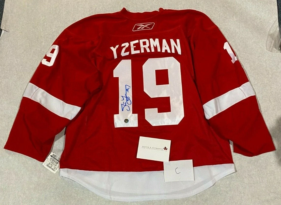 Steve Yzerman Autographed Red Detroit Red Wings Jersey