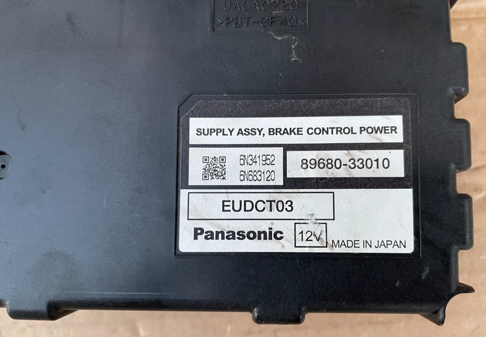 Módulo de control de freno eléctrico Toyota Prius 2004-2009 OEM 89680-33010 Foto 2 de 4