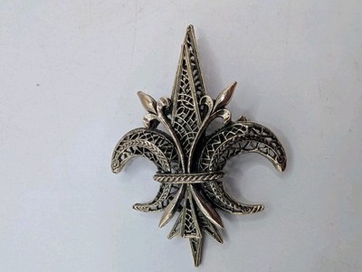 Vintage ART Fleur de Lis Silver Tone Filigree Brooch Silver Tone 