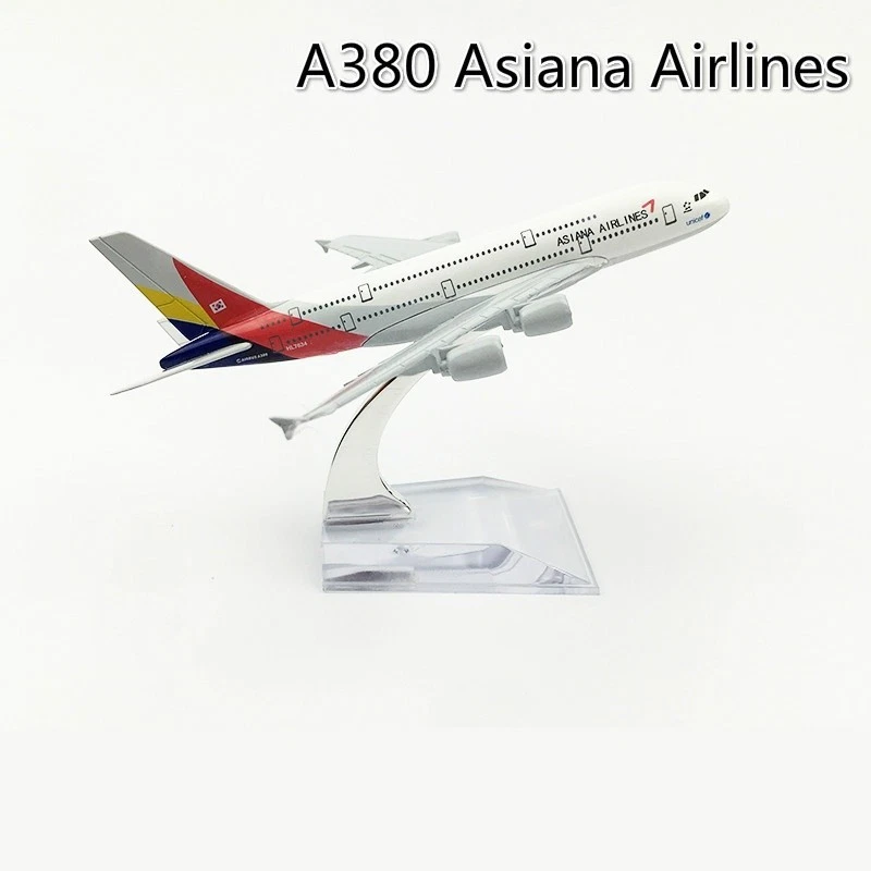 Modello Aereo Diecast 1:400 - Airbus A380 Asiana Airlines 16cm - Da Collezione - Immagine 2 di 4