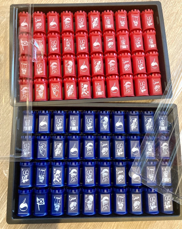 STRATEGO Battlefield Game Pieces NEW COMPLETE 40 Blue 40 Red Instruction Rules - Image 2 of 4