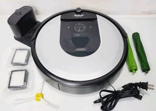 iRobot Roomba i6  Robot Vacuum Cleaner