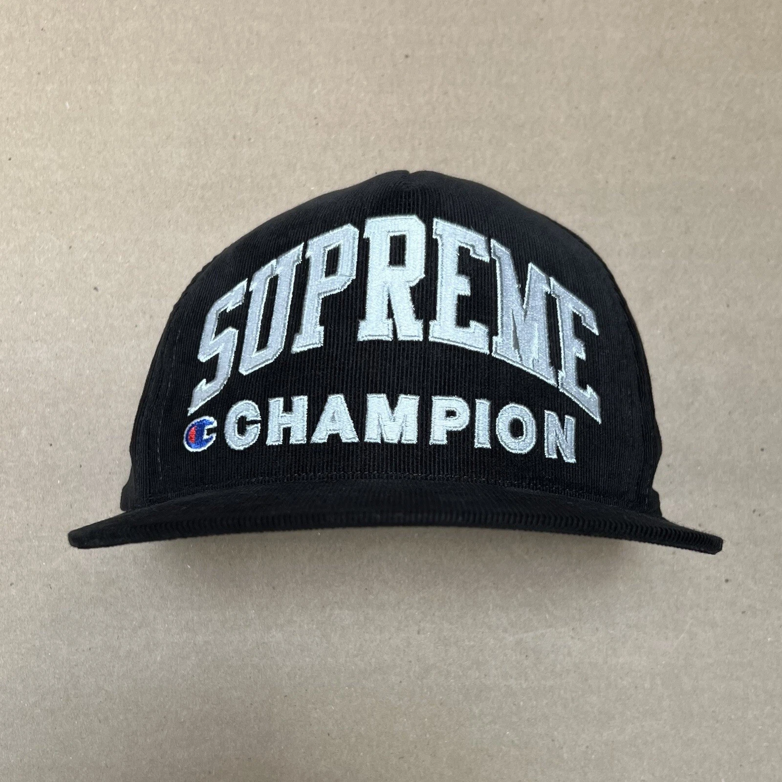 Casquette snapback SS17 Supreme Champion logo brodé 5 panneaux noir 2017