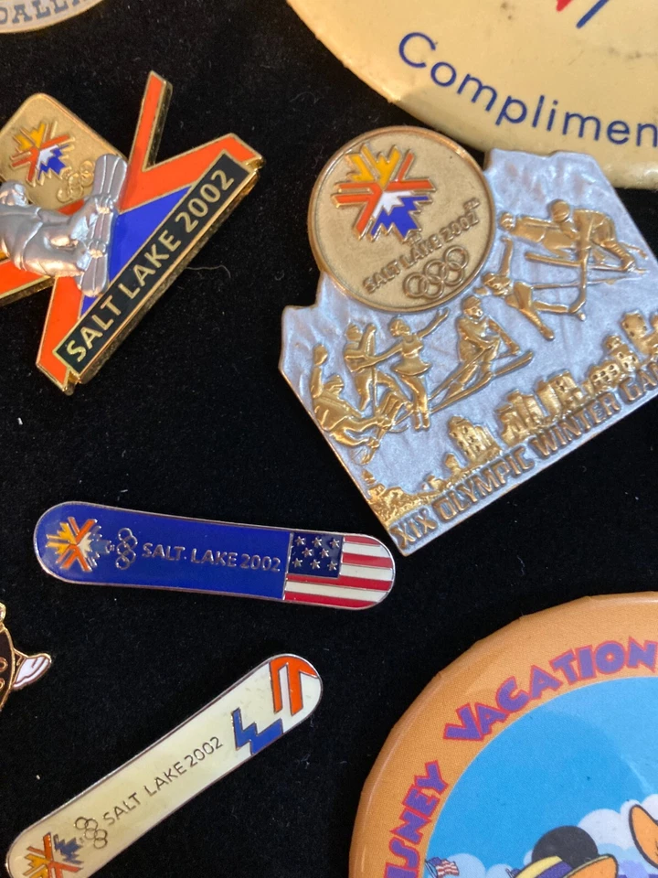 SALT LAKE CITY 2002 XIX OLYMPIC WINTER GAMES 3@ AMERICAN FLAG PINS - Image 2 of 3