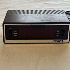 Vintage SPARTUS Model 1121 Electric Alarm Clock Red LCD w/ Battery Backup RetroS