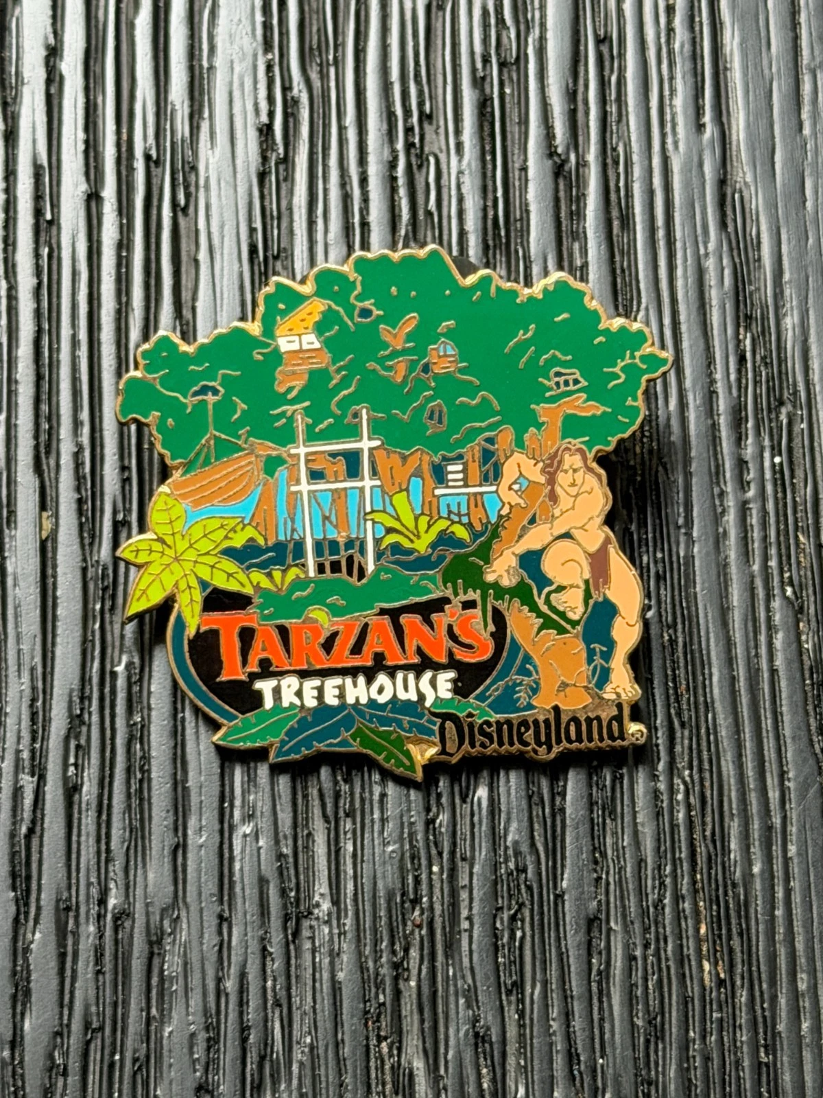 PRICE AT LOWEST - VINTAGE 2002 Disneyland Resort Tarzan's Treehouse Pin - RARE