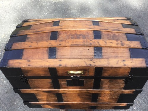 Antique Dome Steamer Trunk/ Restored - Picture 6 of 12