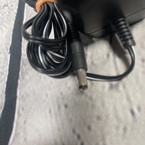 LEAPSTER TOY TRANSFORMER ADAPTER CHARGER Model 690-10590 DC 9V 700mA Tested - Picture 3 of 4