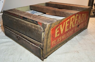 ANTIQUE EVEREADY FLASHLIGHT BATTERIES ADVERTISING METAL STORE