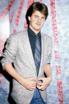 Matthew Perry  8x10  Photo