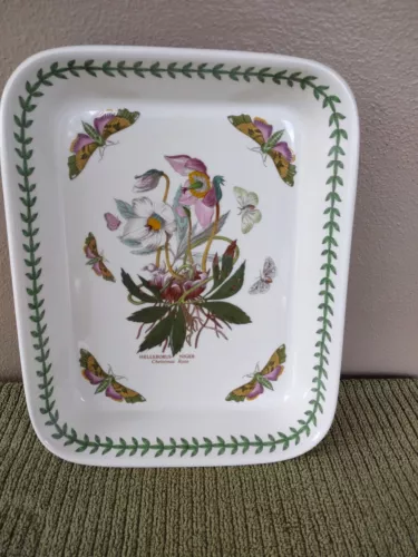 Portmeirion Pottery Stoke on Trent England Botanic Casserole 12.5  x 9 5/8  x 2 