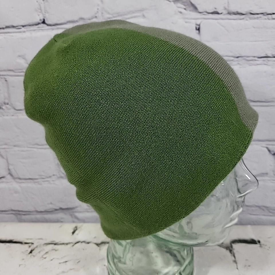 Sombrero Reebok Para Hombres Talla Única Gorro Verde Rayas Elastizado Tejido Gorra de Esquí Cálido Invierno Foto 4 de 4